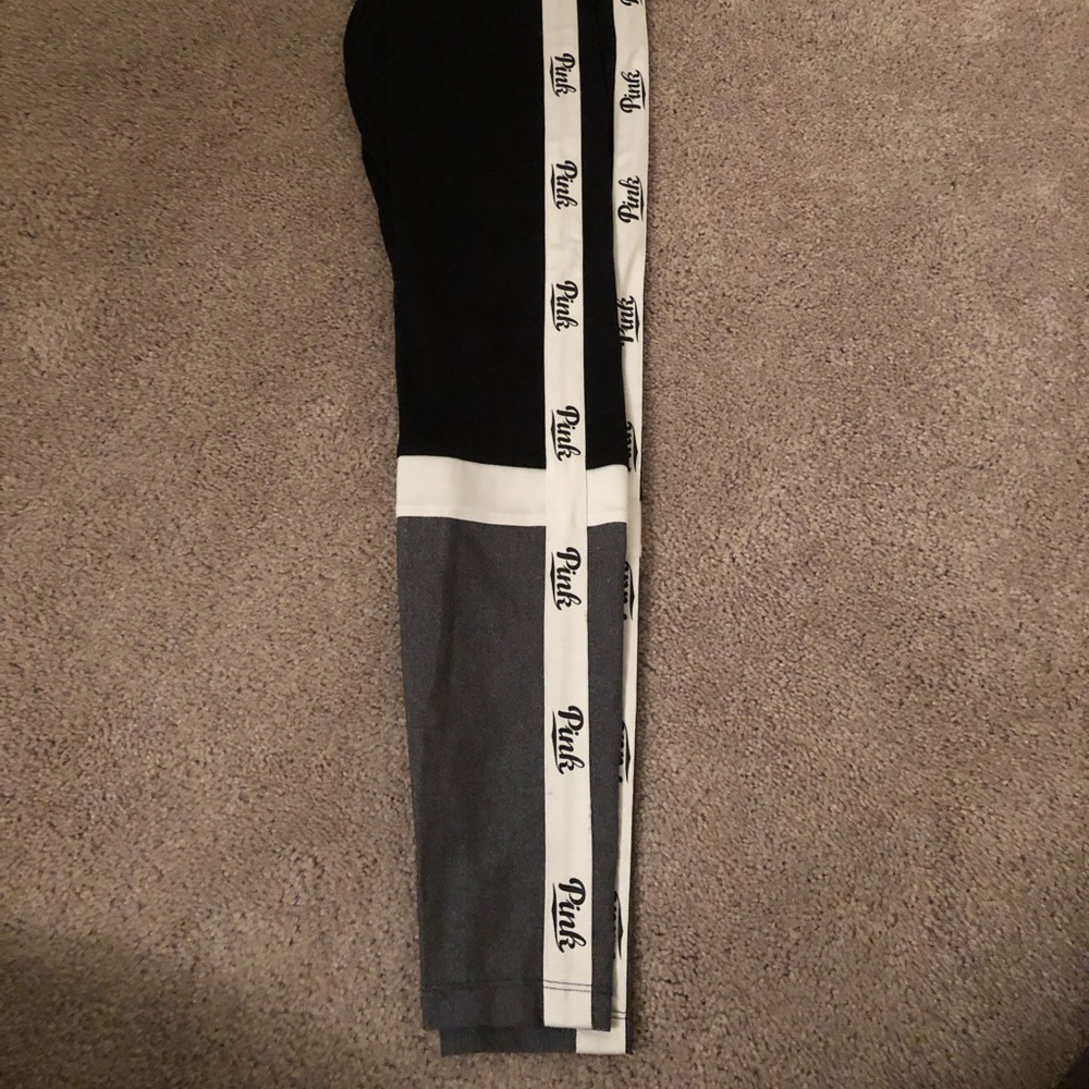 Victoria’s Secret PINK Leggings